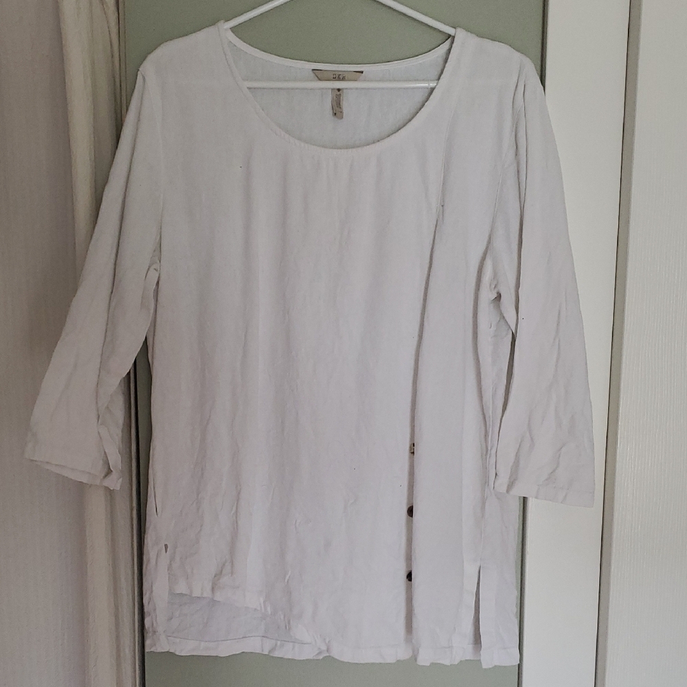 DKR Linen Blend Top